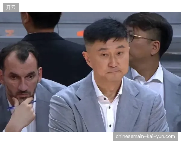 杜锋的球队在换血期暴露出阵地战短板，快攻反击成为广东队维系进攻的主要手段
